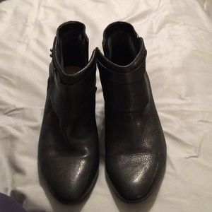 Clark’s booties, size 9